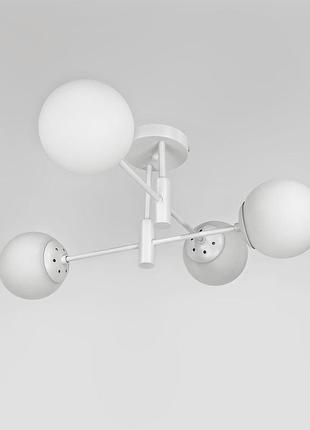 Люстра стельова в білому корпусі на 4 білих плафони
