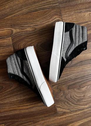 Высокие кеды vans