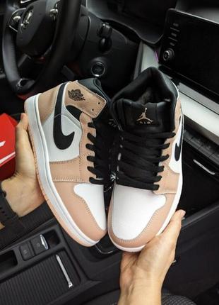 Кроссовки женские зимние кожаные nike air jordan 1 retro chicago розовые белые