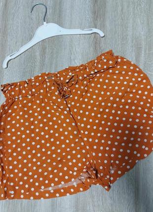 Крутезні теракотові шортики primark!!
розмір 34..xs..або 12-14 років..