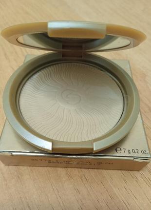 Пудра-хайлайтер «солнечная итальялия» giordani gold от орифлейм. срок до 02.17,новая