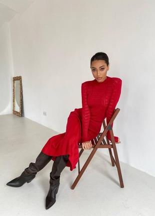 Ідеальна трикотажна сукня