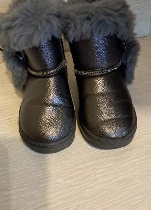 Сапоги зимние угги