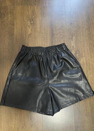 Шорты кожаные vero moda s