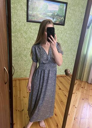 Сукня