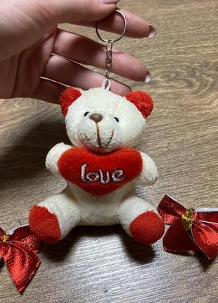 Мишка брелок з бантиками в подарунок
