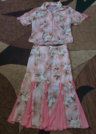 Ошатний костюм