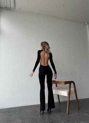 Комбинезон с открытой спиной