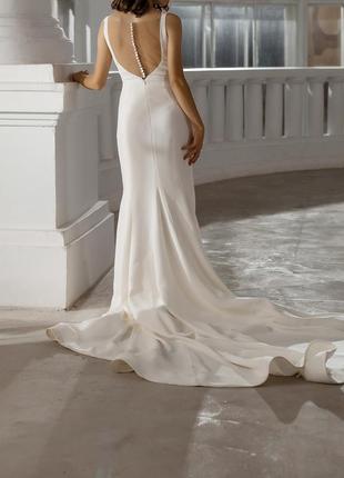 Весільна сукня