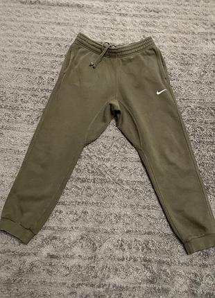 Спортивные штаны nike