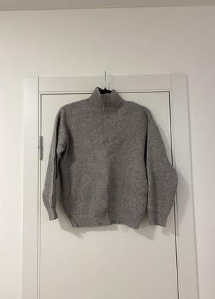 Свитер (размер s-m)