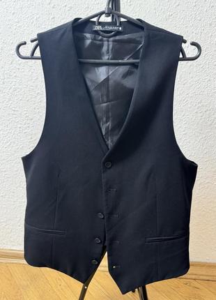 Zara жилетка