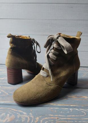 Brunella, супер стильні черевики, натуральна замша, всередині м'яка шкіра, р39