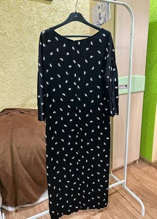 Длинное черное платье