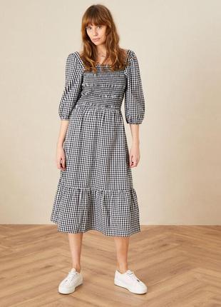Великолепное платье в клетку,p.m