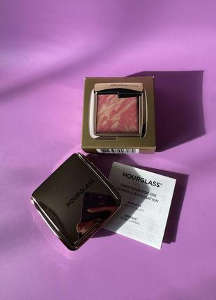 Рум'яна Makeup Revolution румяна (luminous flush) 1.3 g5 фото