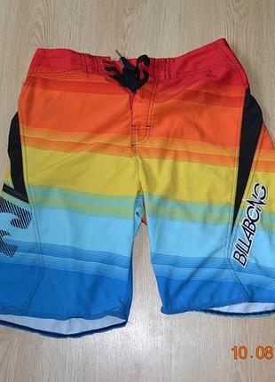 Чоловічі шорти для плавання bilabong. розмір s.