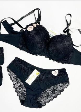 Черный комплект белья