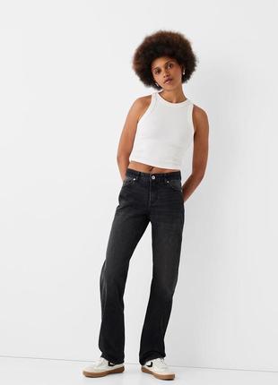 Джинси прямого крою чорні bershka petite