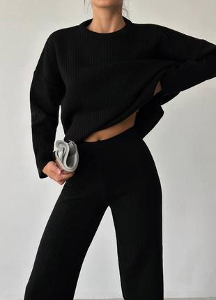 Вязаный теплый костюм