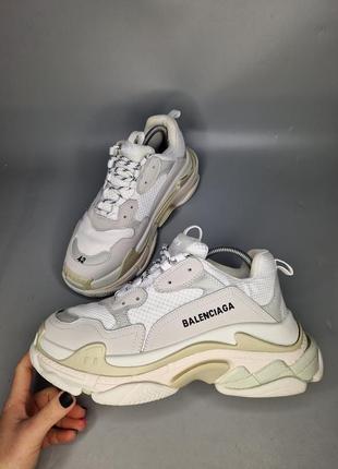 Шикарные кроссовки balenciaga