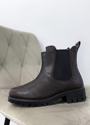 Ботинки челси кожаные оригинал ecco modtray 490163 гг.38,39,40,41