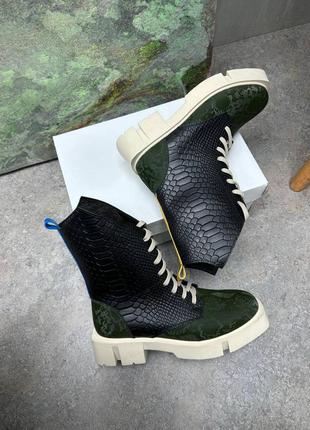 Черевики жіночі