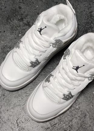 La basket hybride nest pas lapanage de Nike