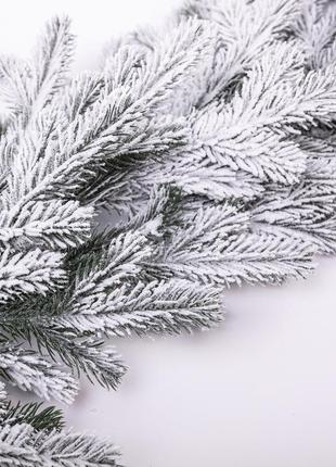 Хвойна лита гірлянда 2 м засніжені гілки ялинки