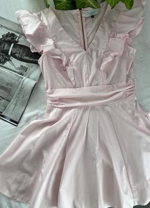 Мини платье нежно розового цвета