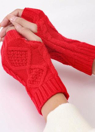 Митенки теплые вязаные с ромбами красные one size