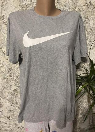 Футболка женская серая nike