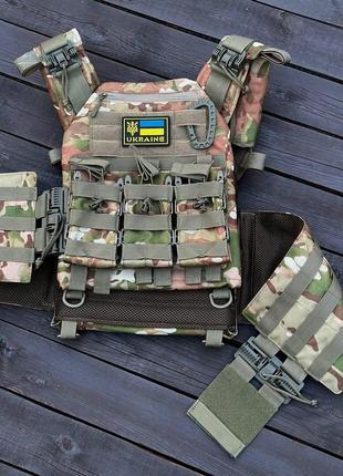 Плитоноска з системою швидкого скидання та каркасними підсумками під магазини