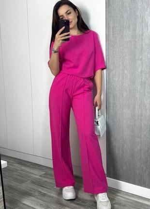 Стильний лляний жіночий костюм футболка і широкі штани палаццо зі строчками комплект оверсайз з льону