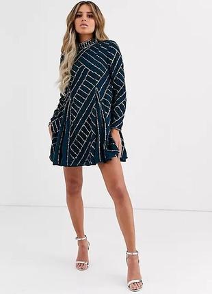 Бархатное платье мина с камнями