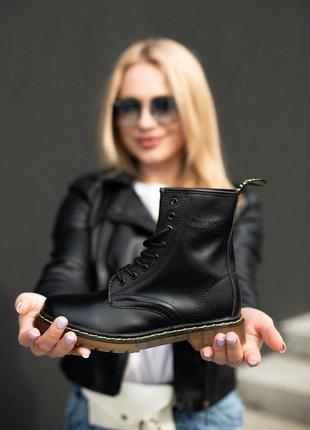 Женские ботинки dr.martens