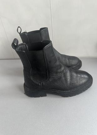 Кожаные модеи челси