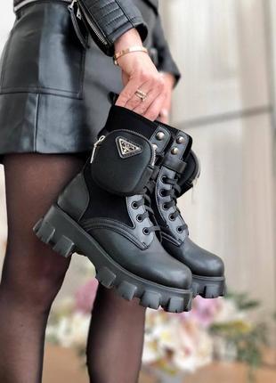 Жіночі черевики satchel prada