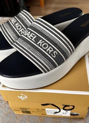 Шлепанци майкл корс, michael kors, размер us 9. оригинал