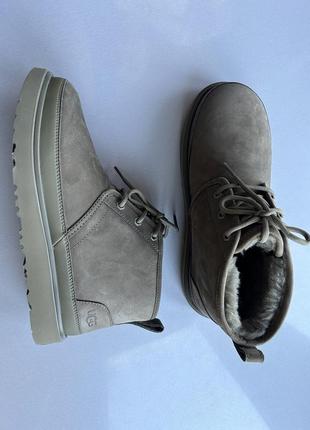 Ugg