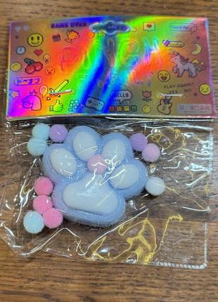 Сквиш лапка 6 см*5,5 см