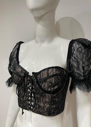 Готический кружевной корсет