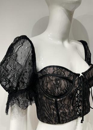 Готический кружевной корсет