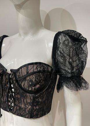 Готический кружевной корсет