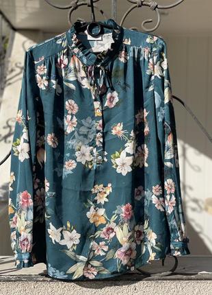 Брендова блуза з квітами  gerry weber  б/у розмір l