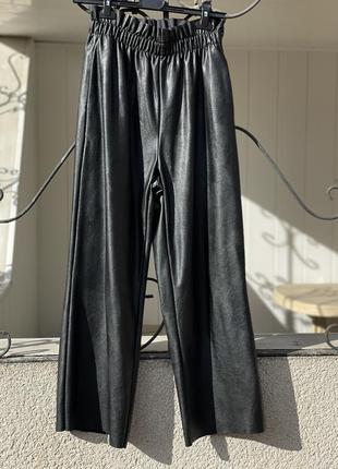 Кирозам черные брюки на высокой посадке, кюлоты zara