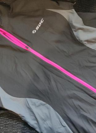 Легка спортивна кофта