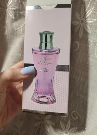 Парфумована вода miss bloom pour femme shirley may