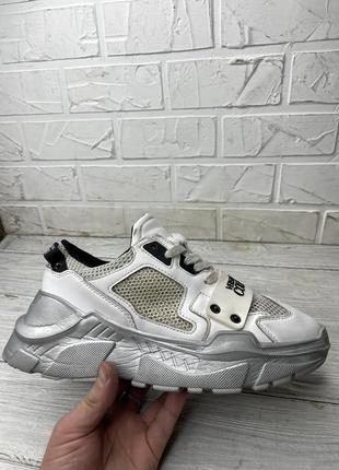 Крутые белые кроссовки Asics gel kayano 14