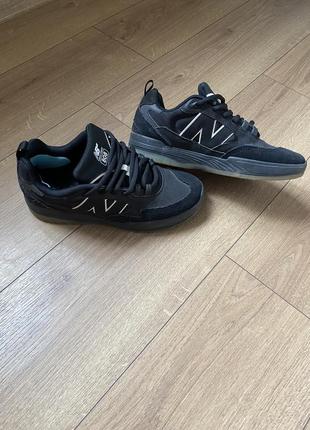 Кеди new balance